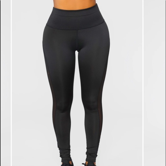 Fashion nova like the way I work it leggings - Picture 2 of 4